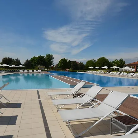 Апартаменты Magica Immobiliare - Golf Village 68